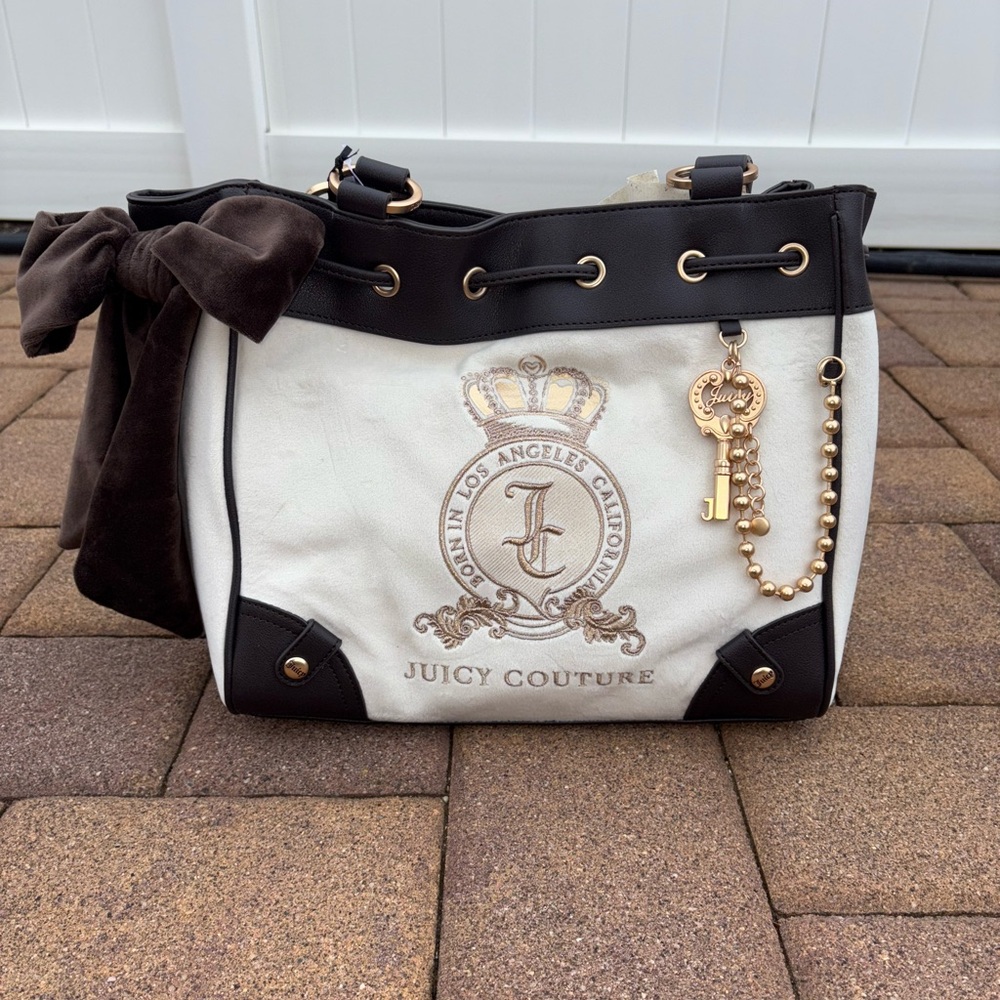 Juicy Couture Classic Juicy Lover Daydreamer Bag